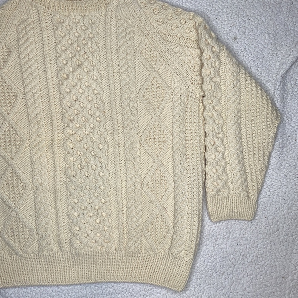 Vintage Killarney Aran Handknit Cable Knit Fisherman Sweater: Size Medium - Picture 8 of 10